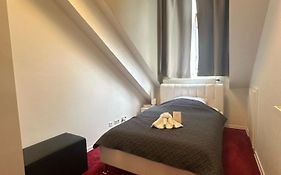 Datri Petite Suite 4